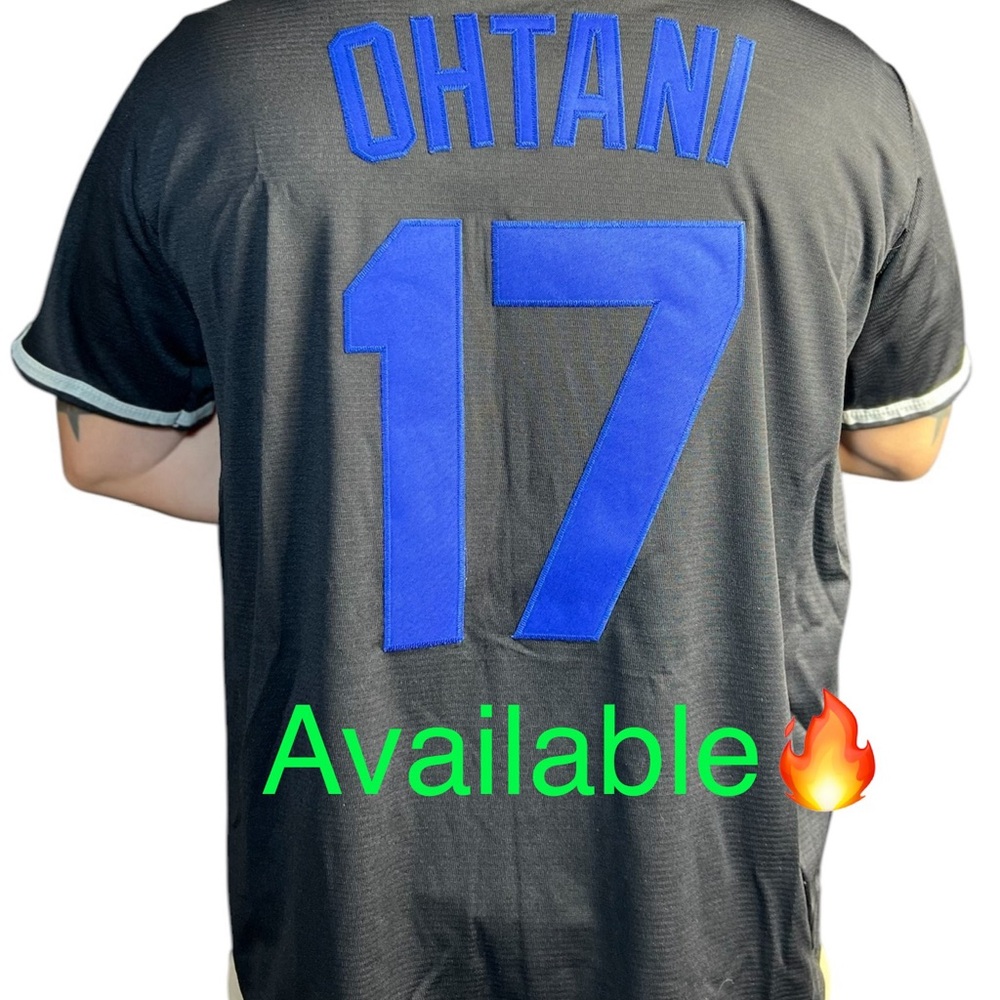 LA Dodgers Ohtani #17 Black Stitched Jersey Men’s Large